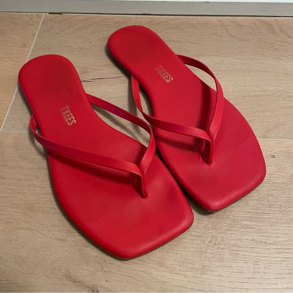 TKEES Shoes - TKEES Red Leather Square Toe Flip Flops